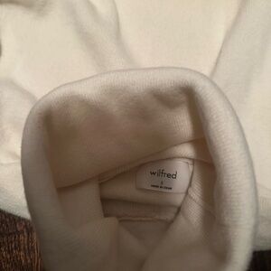 Wilfred Off-White Turtleneck Sweater